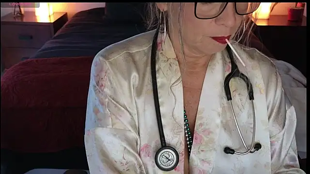 milfettefab online show from December 2024 09:22:01 PM