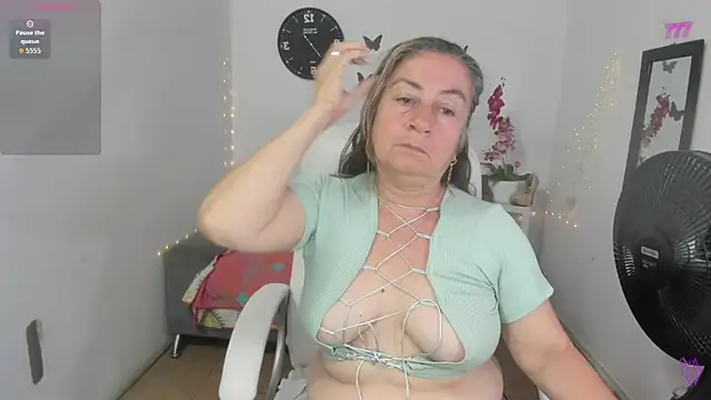 stepmother 105 online show from May 2026 03:31:02 PM