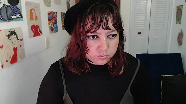 soynanabela28 online show from May 2026 10:50:01 PM