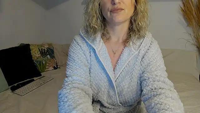 Jadore able online show from February 2026 03:04:01 AM