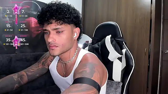 Alessandro Vanni online show from October 2025 01:17:01 AM