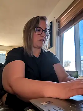 Snapshot of Canadian_BBW chatting on March 2026 08:58:02 PM Canadian BBW online show from March 2026 08:58:02 PM