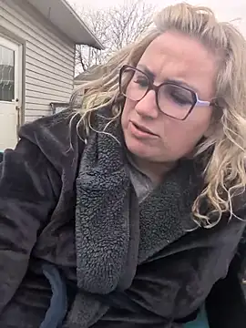 Snapshot of Canadian_BBW chatting on March 2026 08:31:01 PM Canadian BBW online show from March 2026 08:31:01 PM