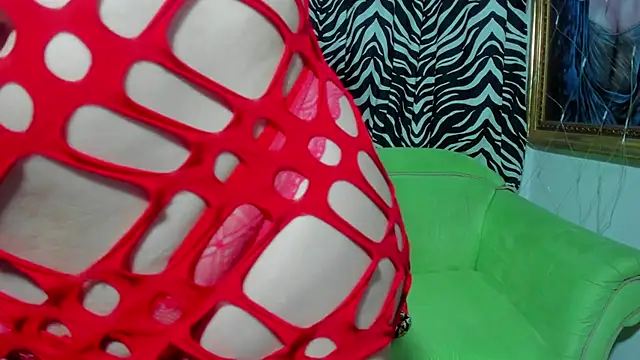 Snapshot of mia_beatles chatting on March 2025 06:44:01 PM mia beatles online show from March 2025 06:44:01 PM