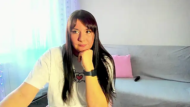 Snapshot of viki_love77 chatting on April 2026 03:39:01 AM viki love77 online show from April 2026 03:39:01 AM
