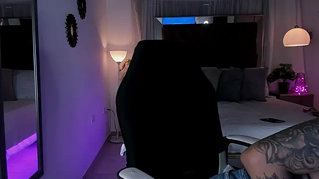 pamela reyes  online show from December 2024 08:07:02 PM