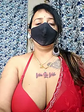 Snapshot of cute-tanvi chatting on January 2026 01:41:02 AM cute-tanvi online show from January 2026 01:41:02 AM