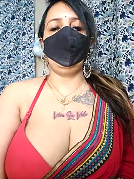 Snapshot of cute-tanvi chatting on January 2026 01:10:02 AM cute-tanvi online show from January 2026 01:10:02 AM