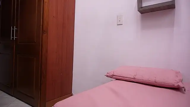 rousse coup online show from September 2025 07:19:02 PM