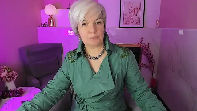 Snapshot of CarmenSoft chatting on March 2026 08:48:01 AM CarmenSoft online show from March 2026 08:48:01 AM