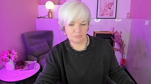 Snapshot of CarmenSoft chatting on April 2026 08:51:01 PM CarmenSoft online show from April 2026 08:51:01 PM