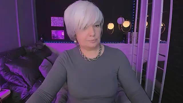 Snapshot of CarmenSoft chatting on May 2026 09:01:01 PM CarmenSoft online show from May 2026 09:01:01 PM