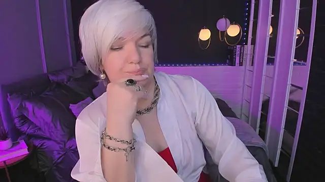Snapshot of CarmenSoft chatting on May 2026 09:14:01 AM CarmenSoft online show from May 2026 09:14:01 AM