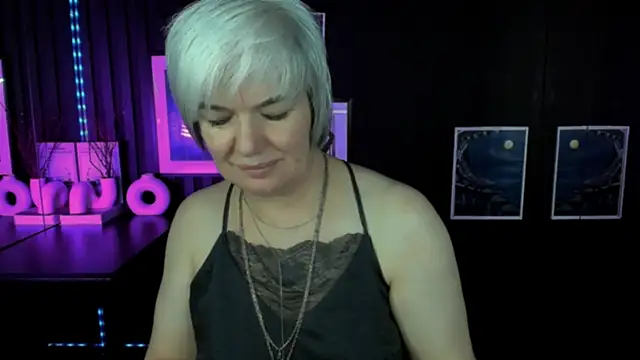 Snapshot of CarmenSoft chatting on May 2026 04:18:02 AM CarmenSoft online show from May 2026 04:18:02 AM