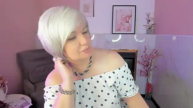 Snapshot of CarmenSoft chatting on June 2026 08:56:01 AM CarmenSoft online show from June 2026 08:56:01 AM