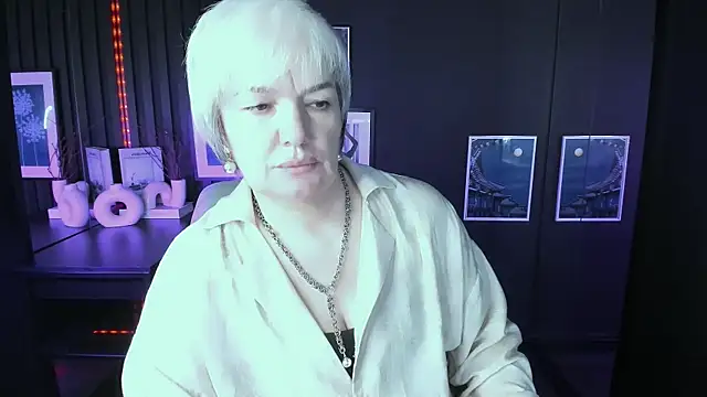Snapshot of CarmenSoft chatting on July 2026 08:35:01 PM CarmenSoft online show from July 2026 08:35:01 PM