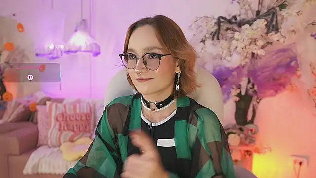 Snapshot of DalahiaRush chatting on October 2025 07:04:02 PM DalahiaRush online show from October 2025 07:04:02 PM