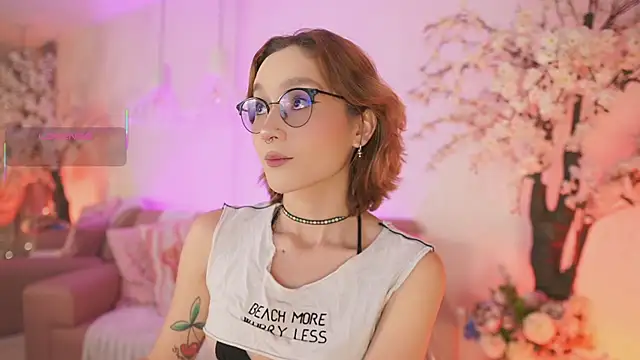 Snapshot of DalahiaRush chatting on November 2025 06:52:01 PM DalahiaRush online show from November 2025 06:52:01 PM