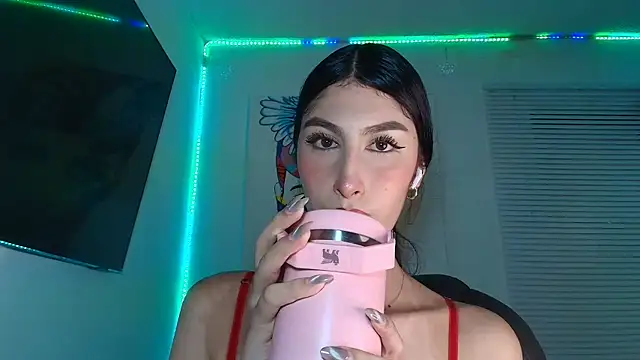 Snapshot of valeria_gonzales_ chatting on March 2026 10:48:01 PM valeria gonzales online show from March 2026 10:48:01 PM