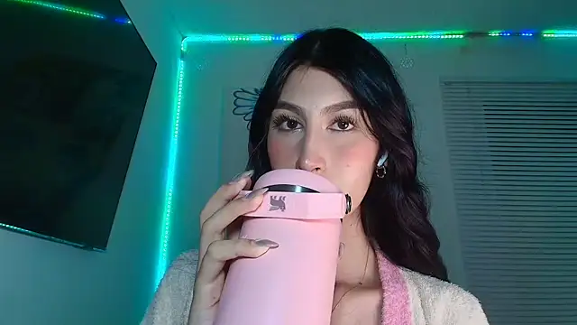 Snapshot of valeria_gonzales_ chatting on March 2026 11:59:01 PM valeria gonzales online show from March 2026 11:59:01 PM