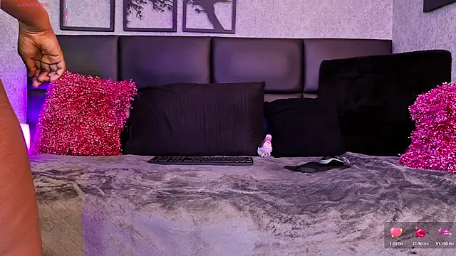 Snapshot of Daia_Ashanti chatting on March 2026 01:32:01 AM Daia Ashanti online show from March 2026 01:32:01 AM