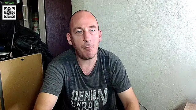 Johan   Barker online show from December 2024 07:39:02 PM