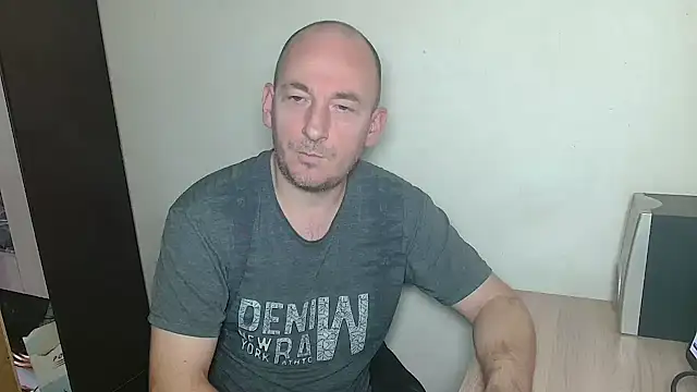 Johan   Barker online show from December 2025 11:39:02 AM