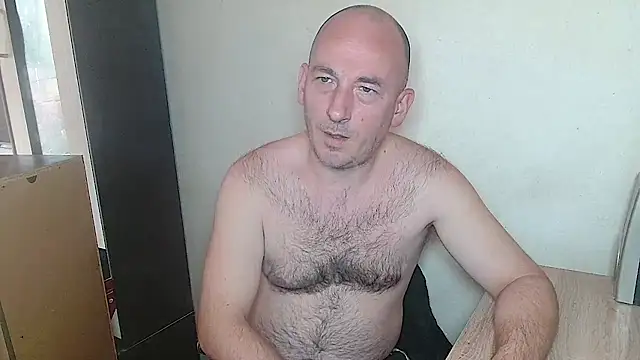 Snapshot of Johan___Barker chatting on March 2026 12:19:01 PM Johan Barker online show from March 2026 12:19:01 PM