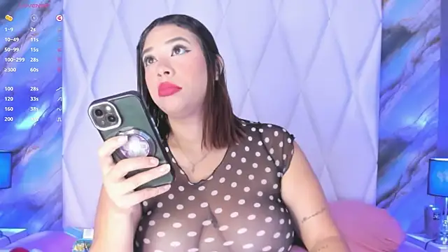 Snapshot of DanniaMonroee chatting on June 2026 11:35:02 AM DanniaMonroee online show from June 2026 11:35:02 AM