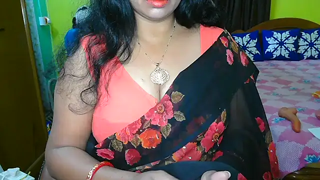 Snapshot of Anushka_21 chatting on January 2025 12:59:01 AM Anushka 21 online show from January 2025 12:59:01 AM