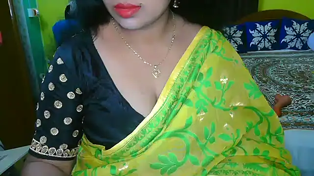 Snapshot of Anushka_21 chatting on January 2025 06:14:01 AM Anushka 21 online show from January 2025 06:14:01 AM