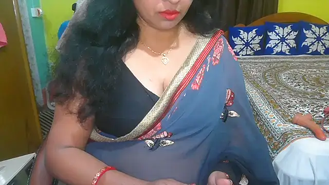 Snapshot of Anushka_21 chatting on January 2025 06:27:02 AM Anushka 21 online show from January 2025 06:27:02 AM