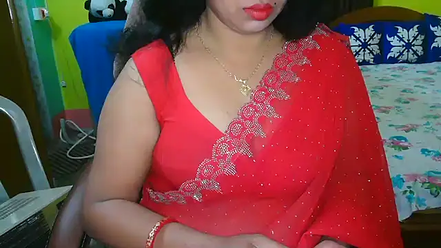 Snapshot of Anushka_21 chatting on February 2025 01:44:01 AM Anushka 21 online show from February 2025 01:44:01 AM