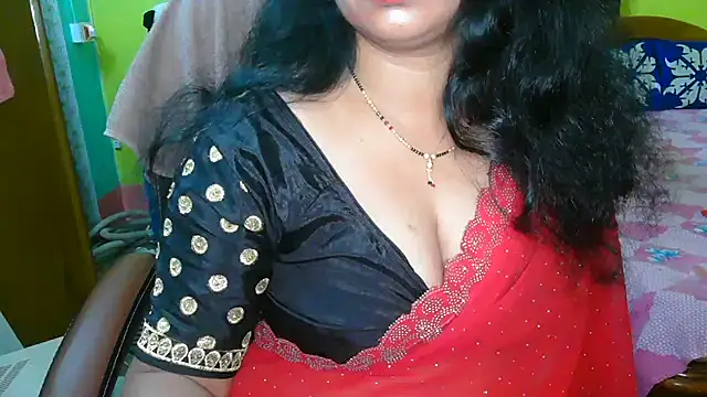 Snapshot of Anushka_21 chatting on February 2025 07:07:01 PM Anushka 21 online show from February 2025 07:07:01 PM