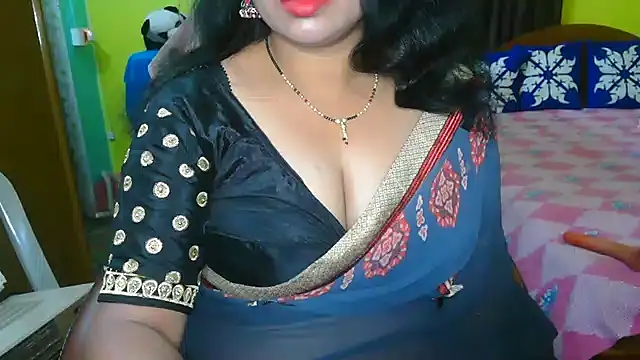 Snapshot of Anushka_21 chatting on February 2025 07:25:02 PM Anushka 21 online show from February 2025 07:25:02 PM