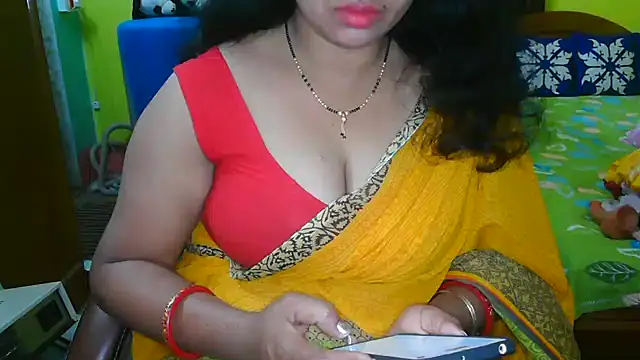 Snapshot of Anushka_21 chatting on March 2025 02:01:02 AM Anushka 21 online show from March 2025 02:01:02 AM