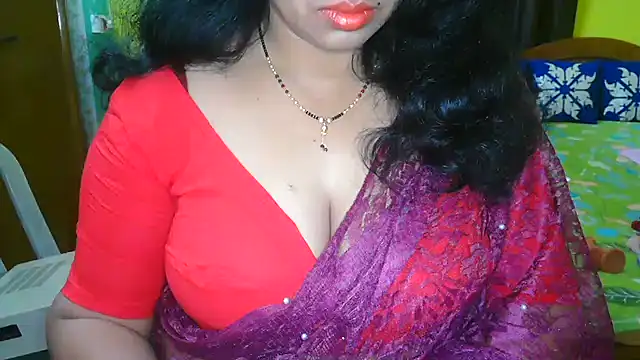 Snapshot of Anushka_21 chatting on March 2025 02:07:02 AM Anushka 21 online show from March 2025 02:07:02 AM