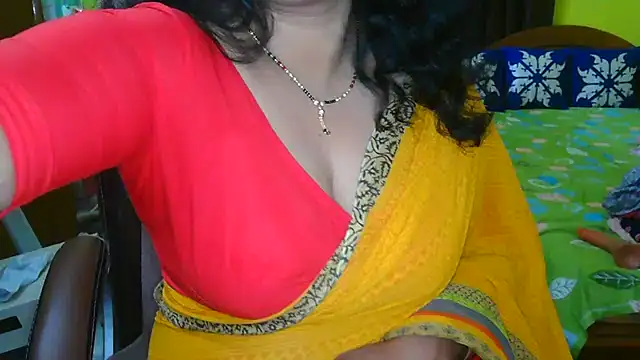 Snapshot of Anushka_21 chatting on March 2025 02:06:02 AM Anushka 21 online show from March 2025 02:06:02 AM