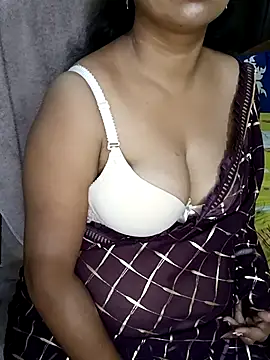 Snapshot of Anushka_21 chatting on September 2025 07:08:02 AM Anushka 21 online show from September 2025 07:08:02 AM