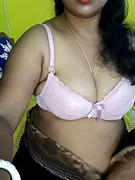 Snapshot of Anushka_21 chatting on September 2025 05:46:02 PM Anushka 21 online show from September 2025 05:46:02 PM