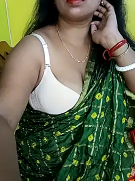 Snapshot of Anushka_21 chatting on September 2025 06:41:02 PM Anushka 21 online show from September 2025 06:41:02 PM