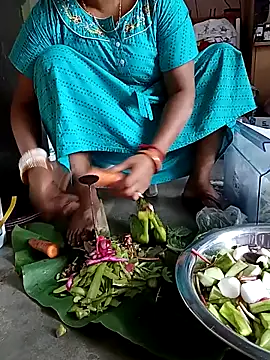 Snapshot of Anushka_21 chatting on October 2025 03:36:02 AM Anushka 21 online show from October 2025 03:36:02 AM