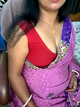 Snapshot of Anushka_21 chatting on November 2025 06:46:02 PM Anushka 21 online show from November 2025 06:46:02 PM