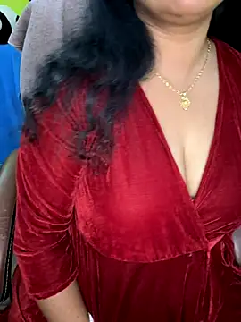 Snapshot of Anushka_21 chatting on November 2025 07:02:01 PM Anushka 21 online show from November 2025 07:02:01 PM