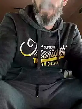 Snapshot of 207RCCam chatting on January 2025 04:29:02 PM 207RCCam online show from January 2025 04:29:02 PM