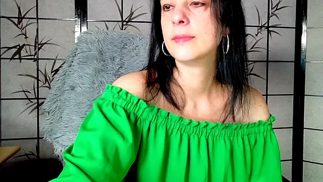  Sweetlonglips  online show from January 2026 05:57:01 AM