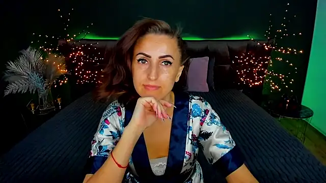 Snapshot of Rebecca_Diamond chatting on September 2025 05:42:02 AM Rebecca Diamond online show from September 2025 05:42:02 AM