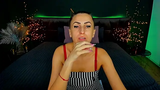 Snapshot of Rebecca_Diamond chatting on September 2025 05:20:02 AM Rebecca Diamond online show from September 2025 05:20:02 AM