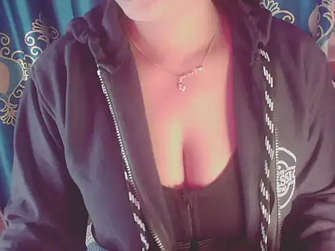 Snapshot of banglarani880 chatting on December 2024 02:33:02 AM banglarani880 online show from December 2024 02:33:02 AM