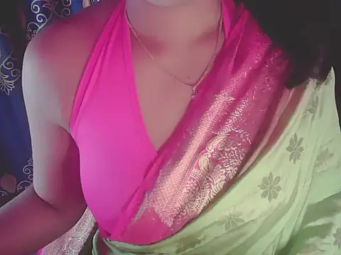 Snapshot of banglarani880 chatting on January 2025 03:00:02 AM banglarani880 online show from January 2025 03:00:02 AM